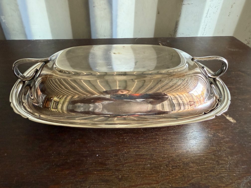 Reed & Barton Mayflower 5092 Silver-Plated Covered Serving Dish