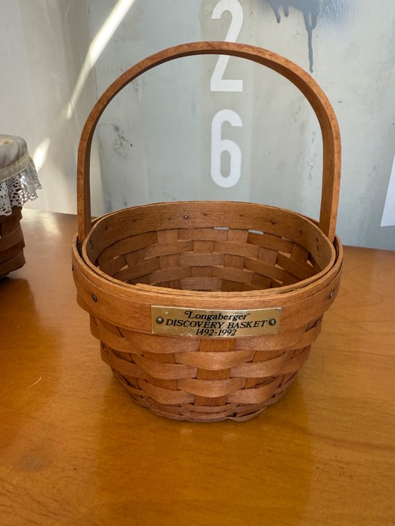 Longaberger Discovery Basket 1492-1992 with Overhead Handle