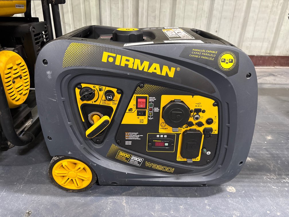 Firman 3200 Watt Inverter Generator