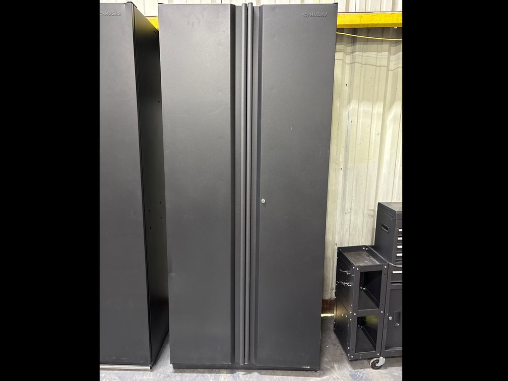 Husky 36in Heavy Duty 20ga Garage Cabinet