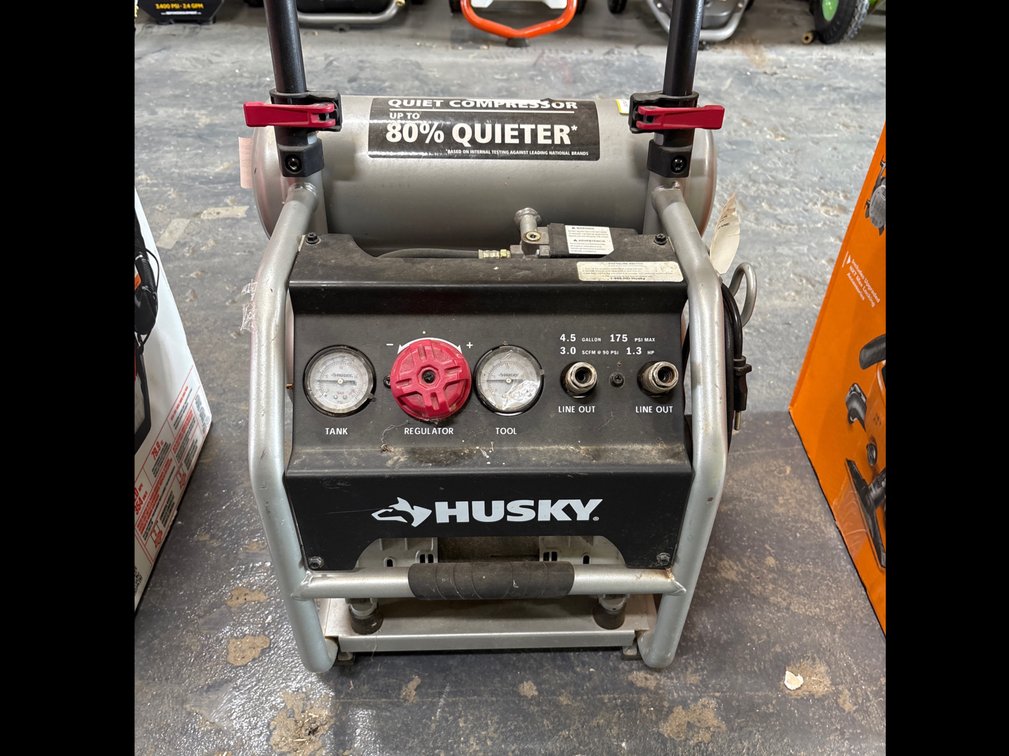 Husky 4.5 Gallon 175psi Quiet Compressor