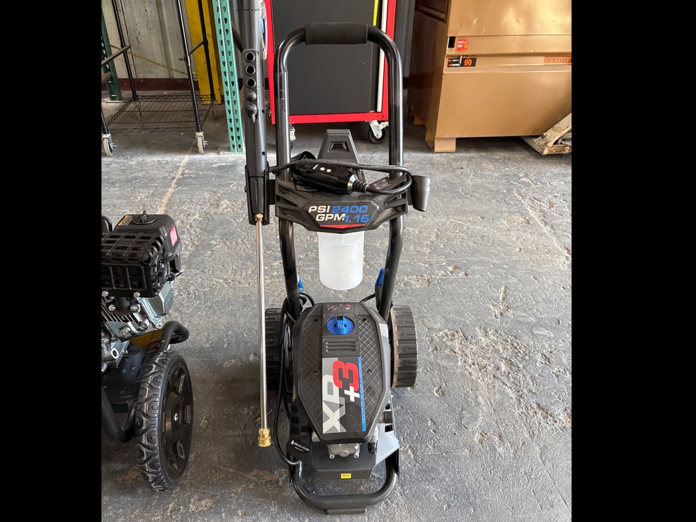 AR 2400psi Electric Pressure Washer