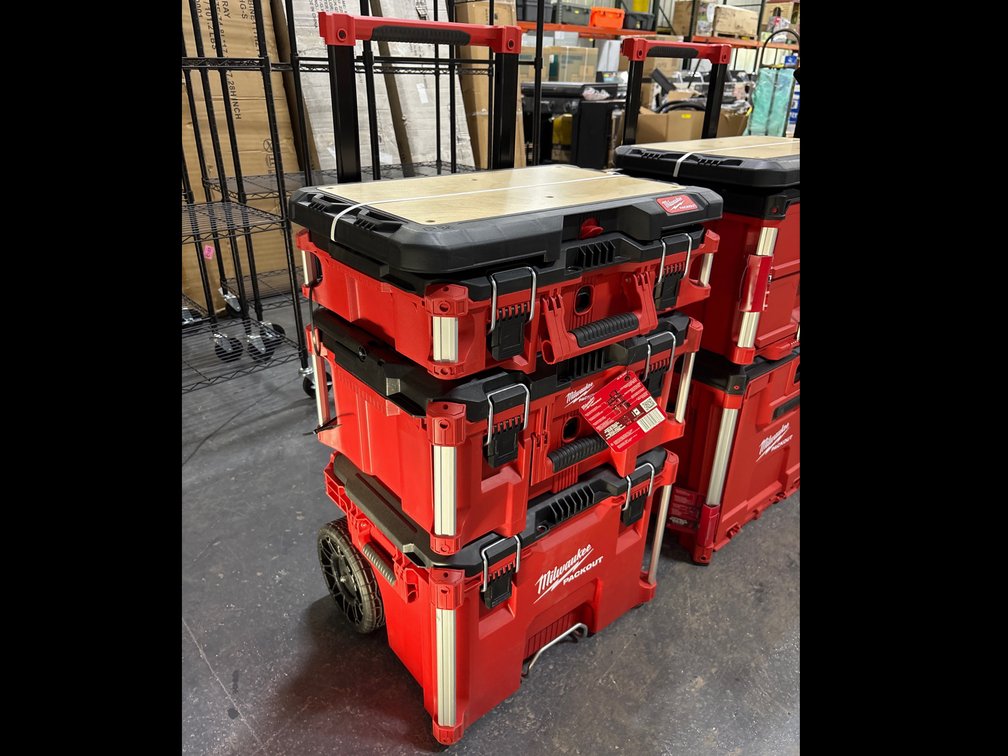 Milwaukee Packout Mobile Tool Box