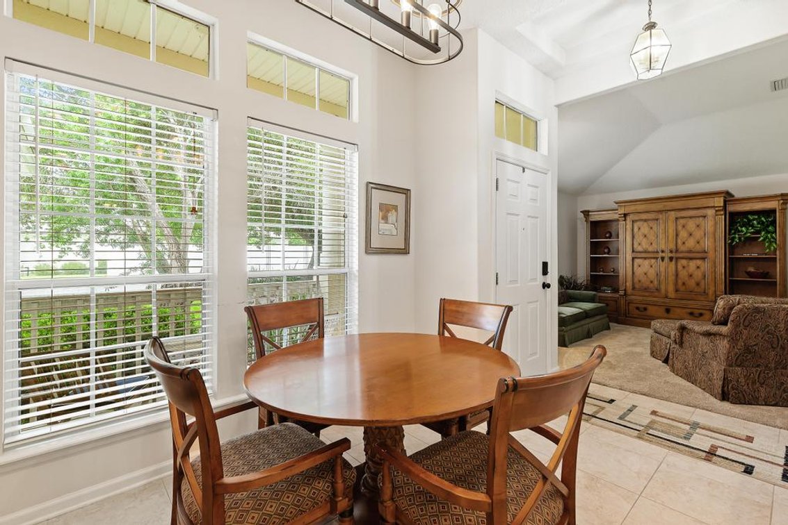 Image for Stunning Home in Prime Mandarin Location! 