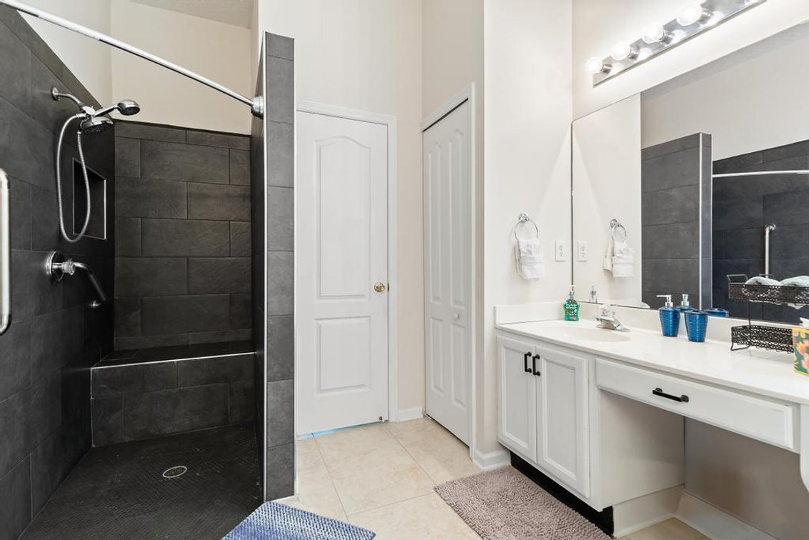 Image for Stunning Home in Prime Mandarin Location! 