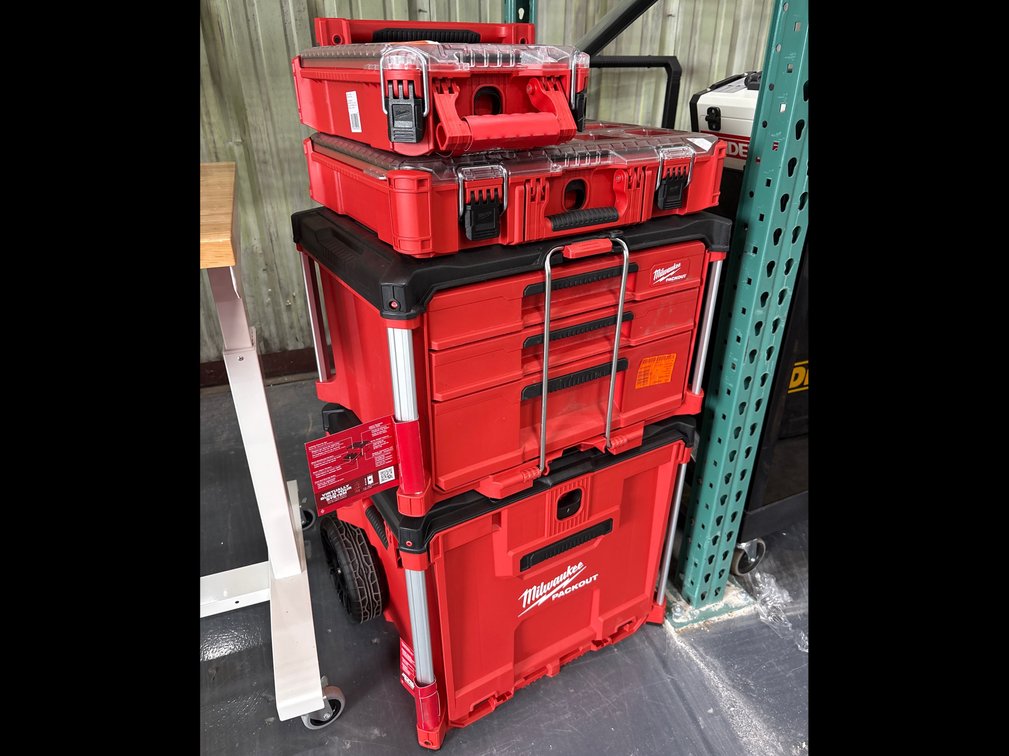 Milwaukee Packout Mobile Tool Center