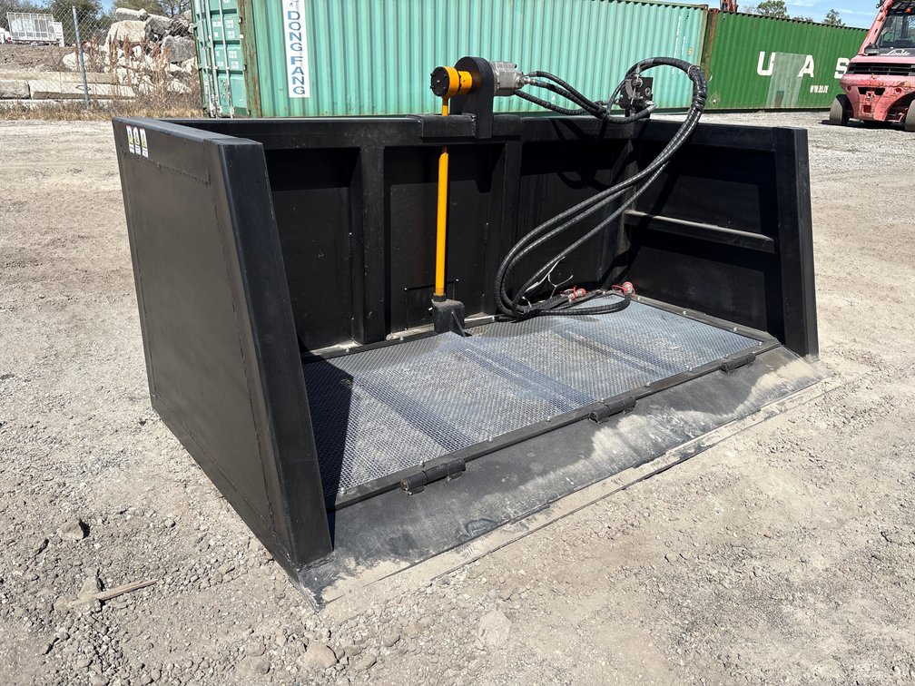 Unused LandHonor 72in Skid Steer Screening Bucket