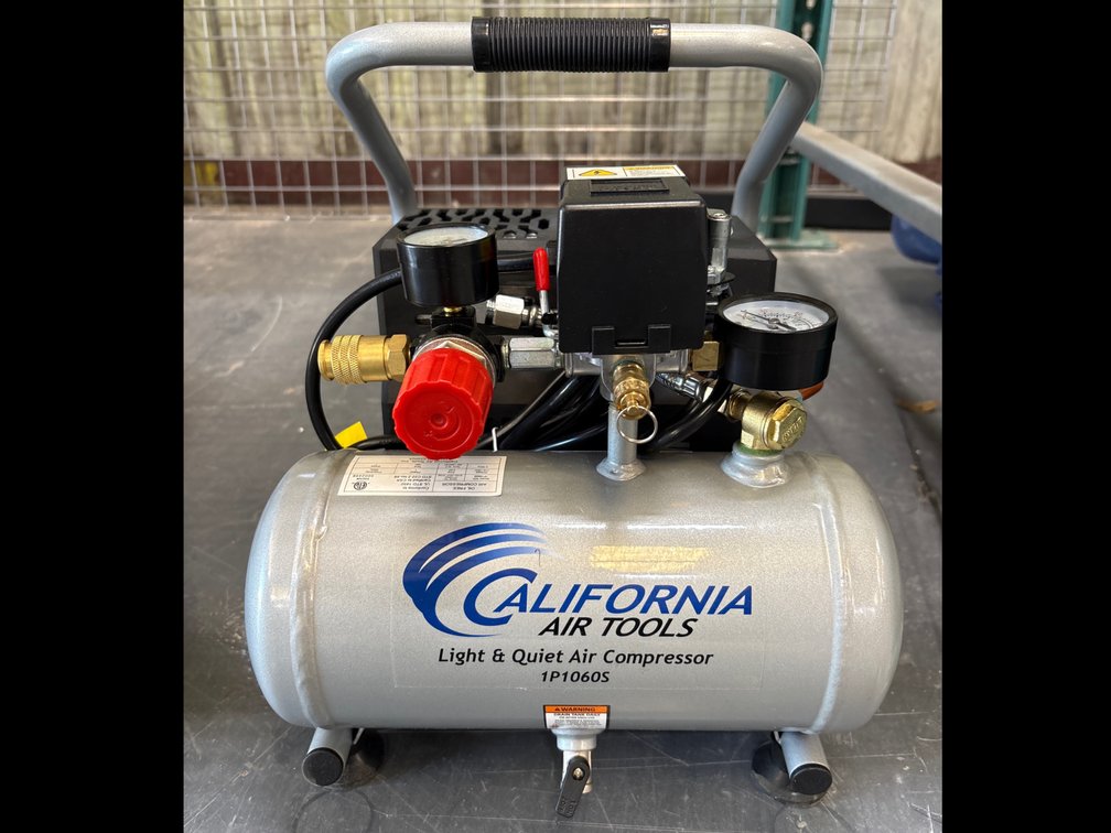 California Air Tools 1 Gallon 90psi Quiet-Compressor