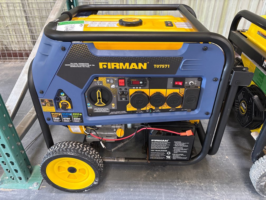 Firman 9400 Watt Tri-Fuel Generator