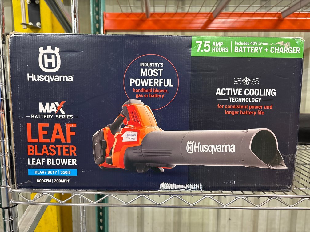 Husqvarna 40V Blower, Includes Battery and Charger