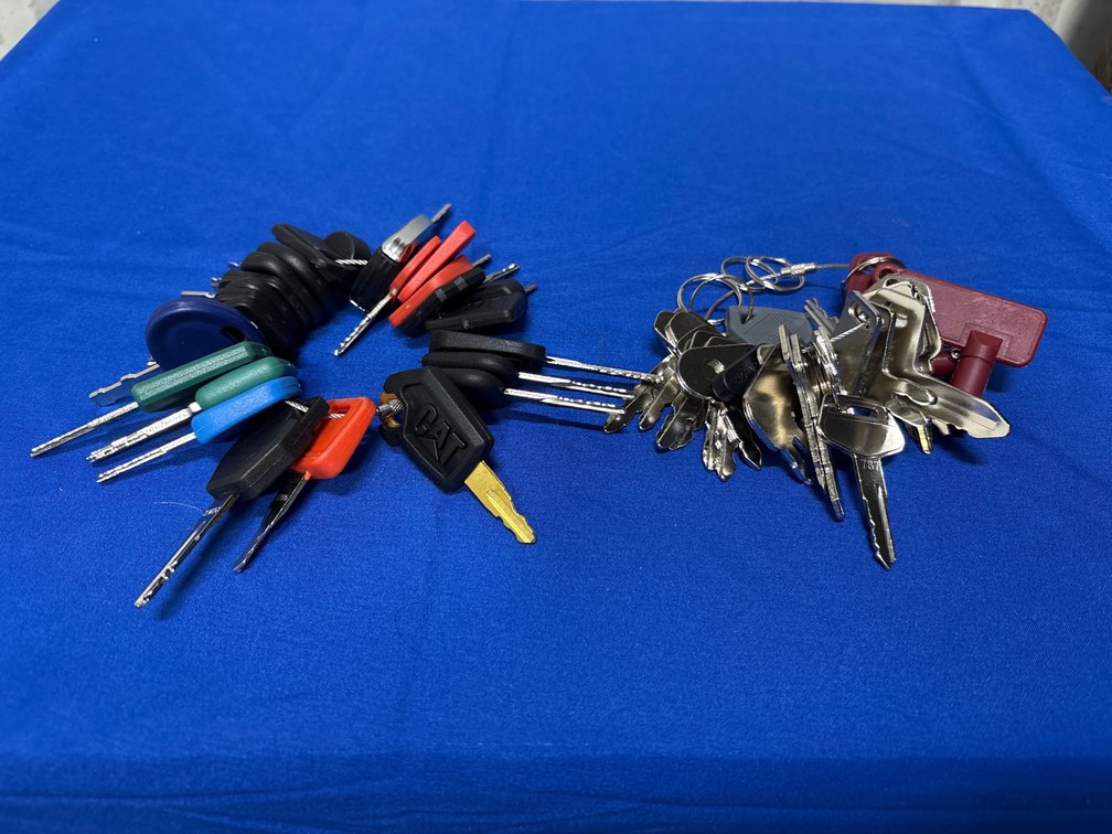 Assorted Heavy Equipment Keys, 50pcs