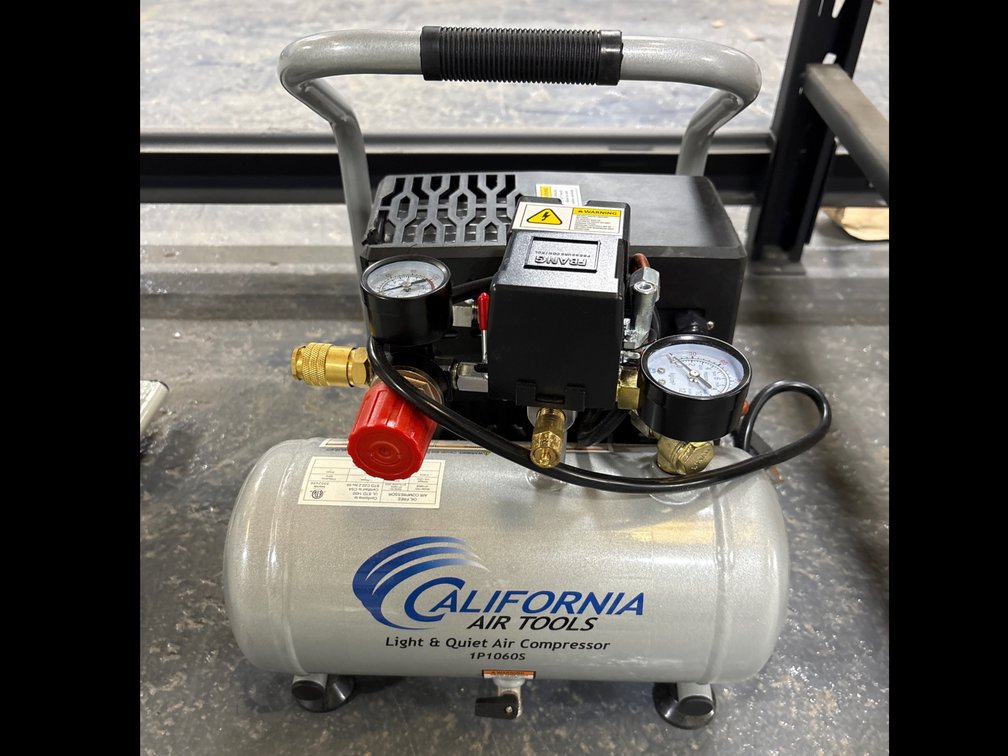 California Air Tools 1 Gallon 90psi Quiet Compressor