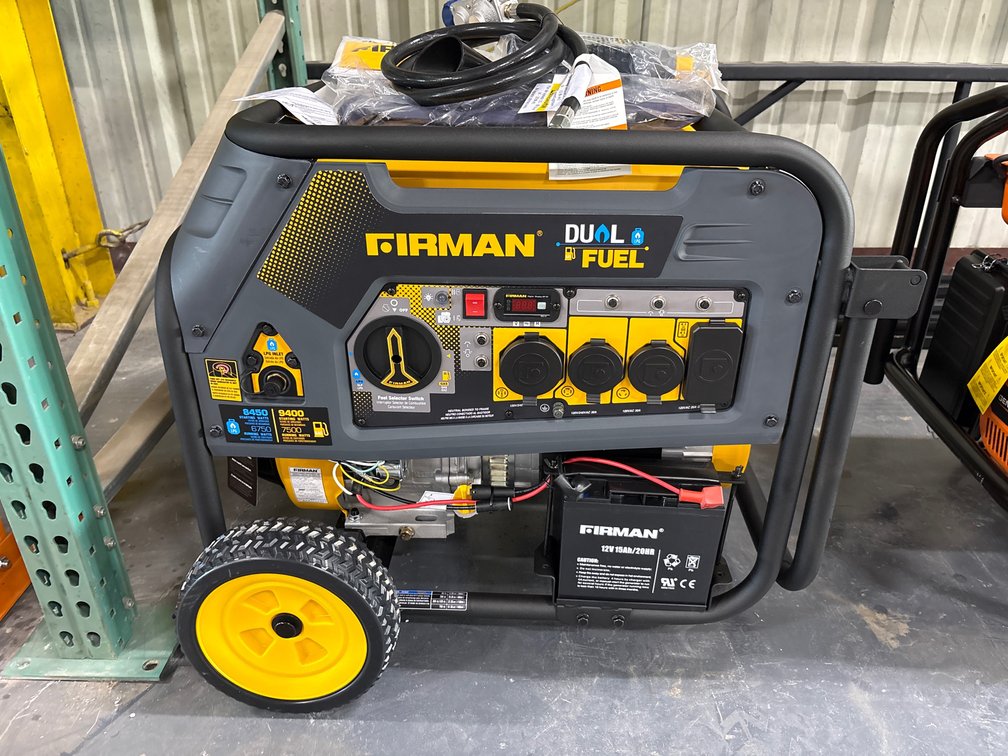 Unused Firman 9400 Watt Dual Fuel Generator
