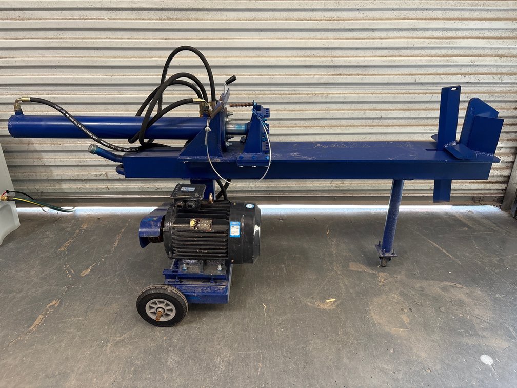 Unused TV WT5 5 Ton Hydraulic Log Splitter