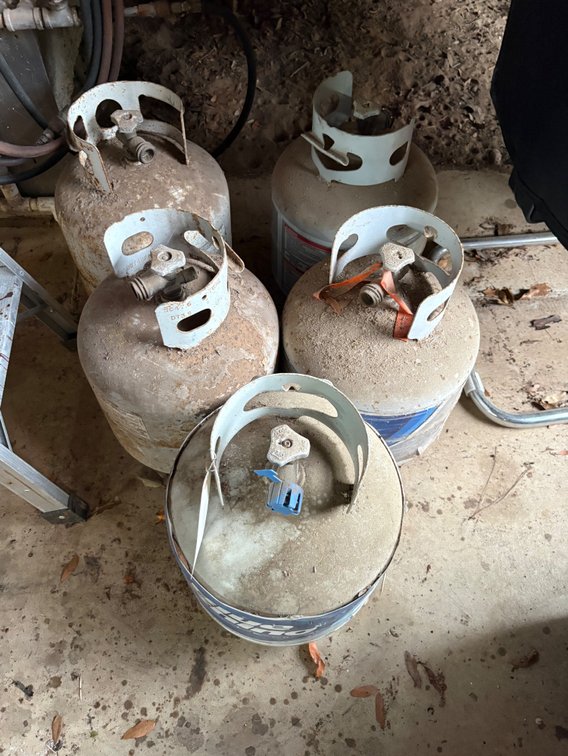 Propane Tanks, 5pcs