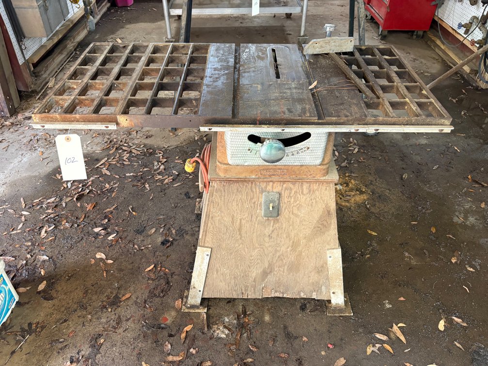 Craftsman 10 In Table Saw, Viintage