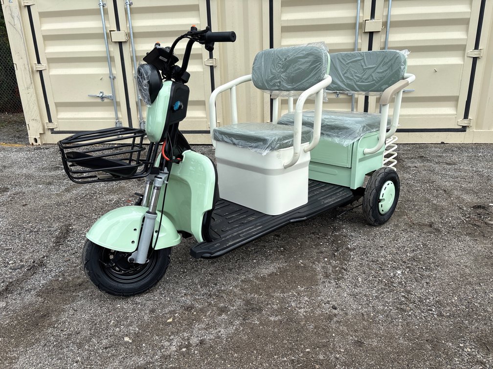 Unused 2026 SD Lanch MGC40 2-Seat 3-Wheel Scooter