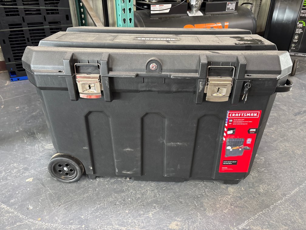 Craftsman 50 Gallon Rolling Jobsite Chest