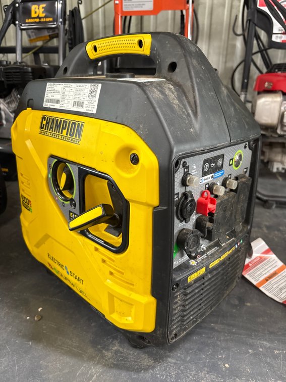 Champion 4000 Watt Dual Fuel Inverter Generator