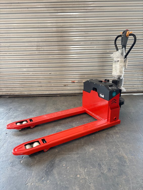 Unused STRV Electric Pallet Jack, 6600lb Cap