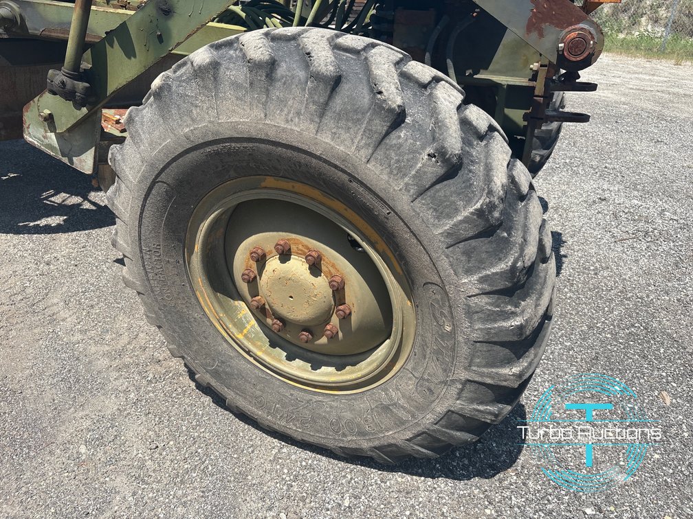 Image for 1985 Cat 130G MIL Motor Grader