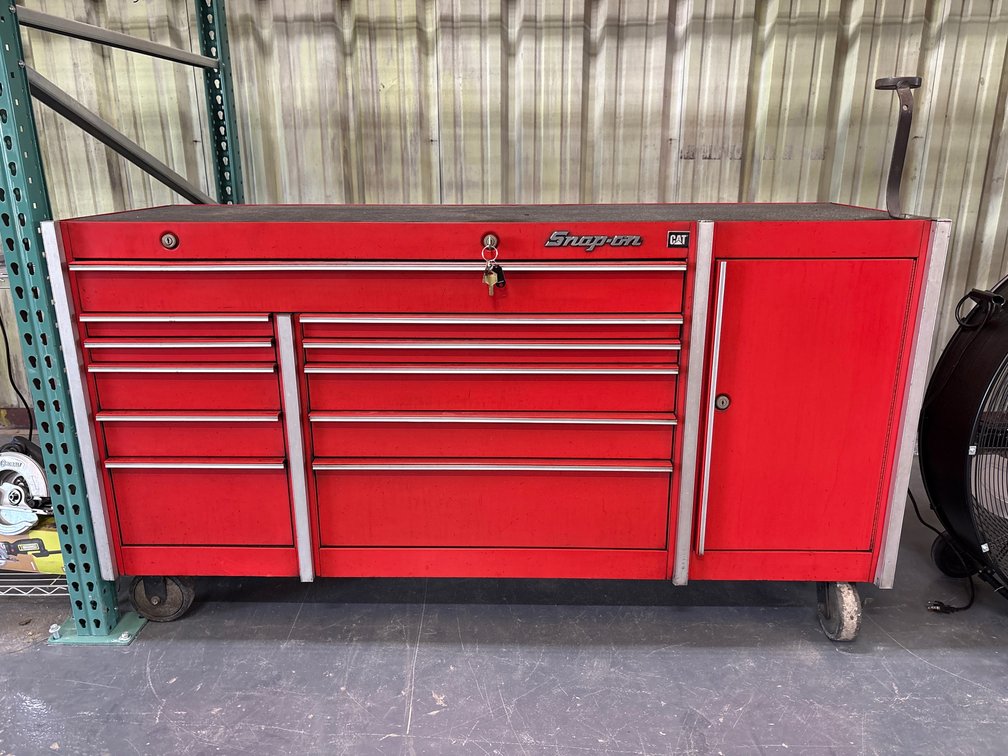 Snap-On 73in KR-7100 King Kab 11 Drawer 1 Cabinet Door Rolling Tool Cabinet