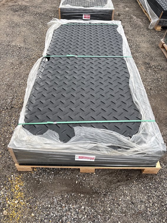 Unused SD Lanch Ground Protection Mats, 15pcs