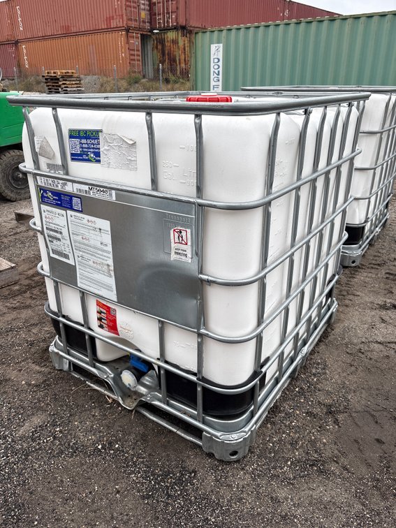 IBC Tote, 250 Gallons