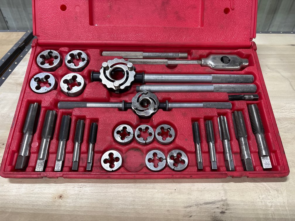 Snap-On Tap and Die Set