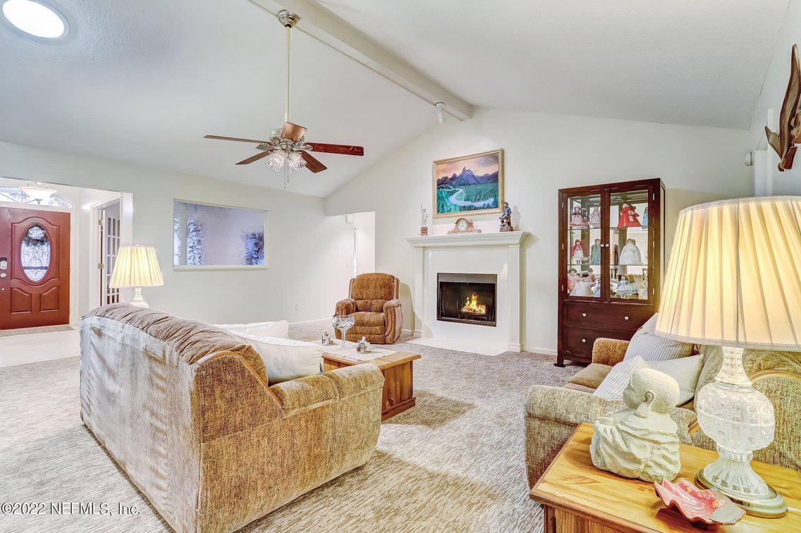 Image for Online Real Estate Auction! Stunning All-Brick Pool Home in Prime Mandarin Location!