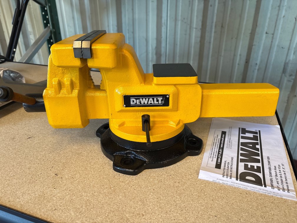 Unused DeWalt 6in Bench Vise