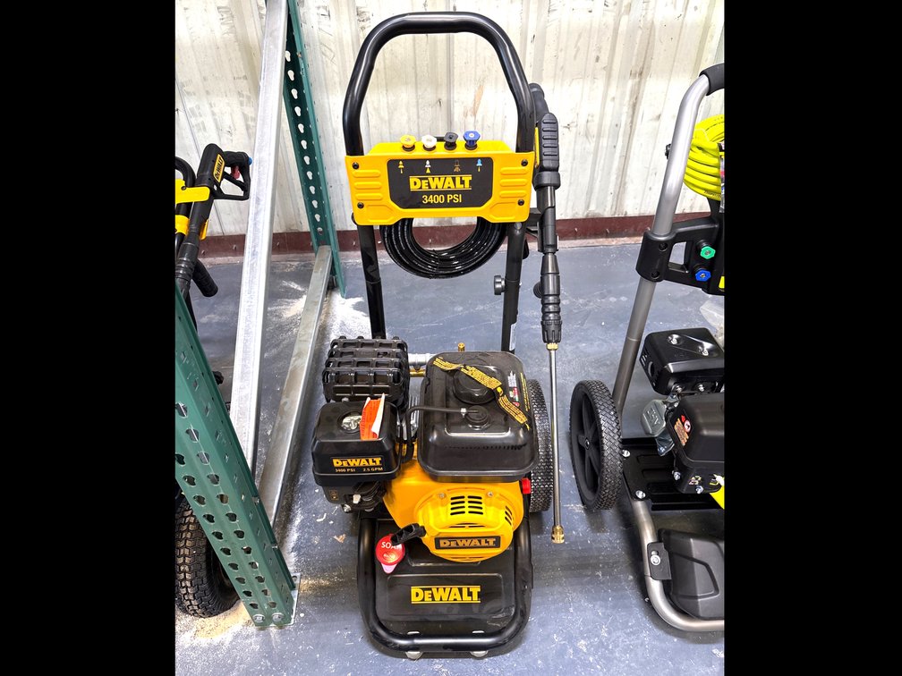 DeWalt 3400psi Gas Pressure Washer