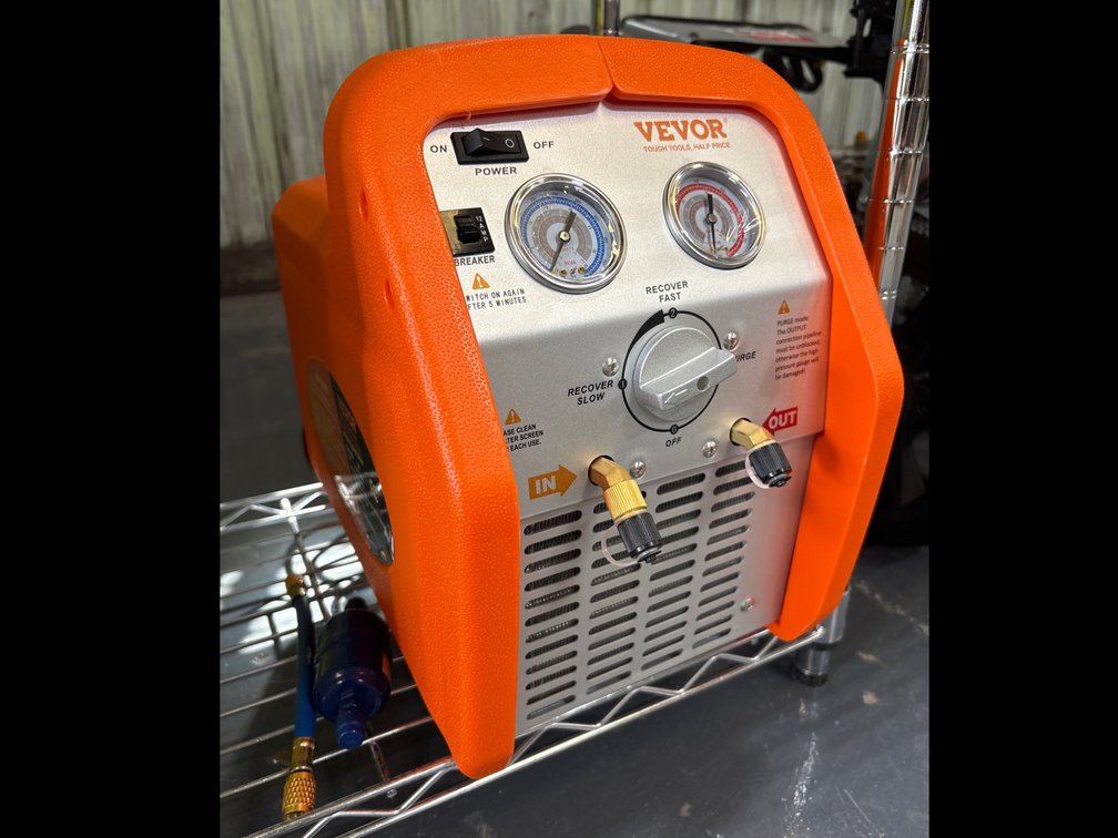 Unused Vevor RR250 Refrigerant Recovery Machine
