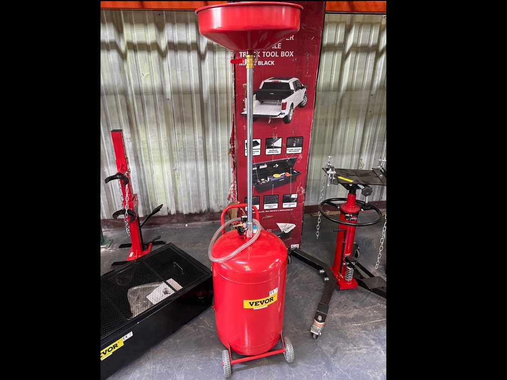 Unused Vevor 20 Gallon Air Operated Waste Oil Drain Tank