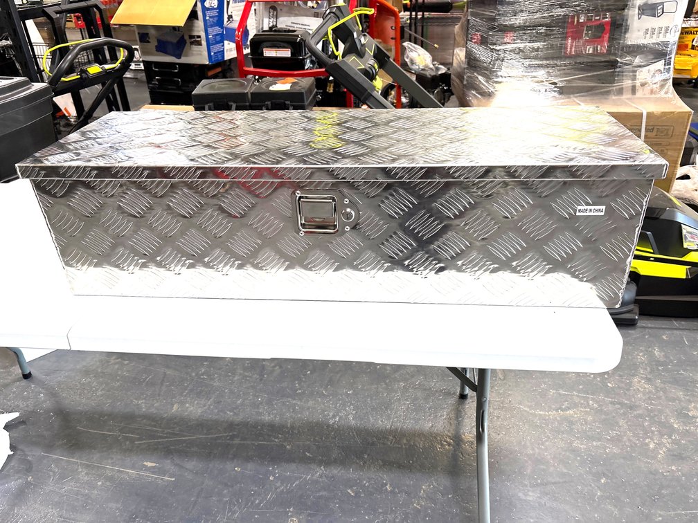 Aluminum 32in Truck Side Tool Box