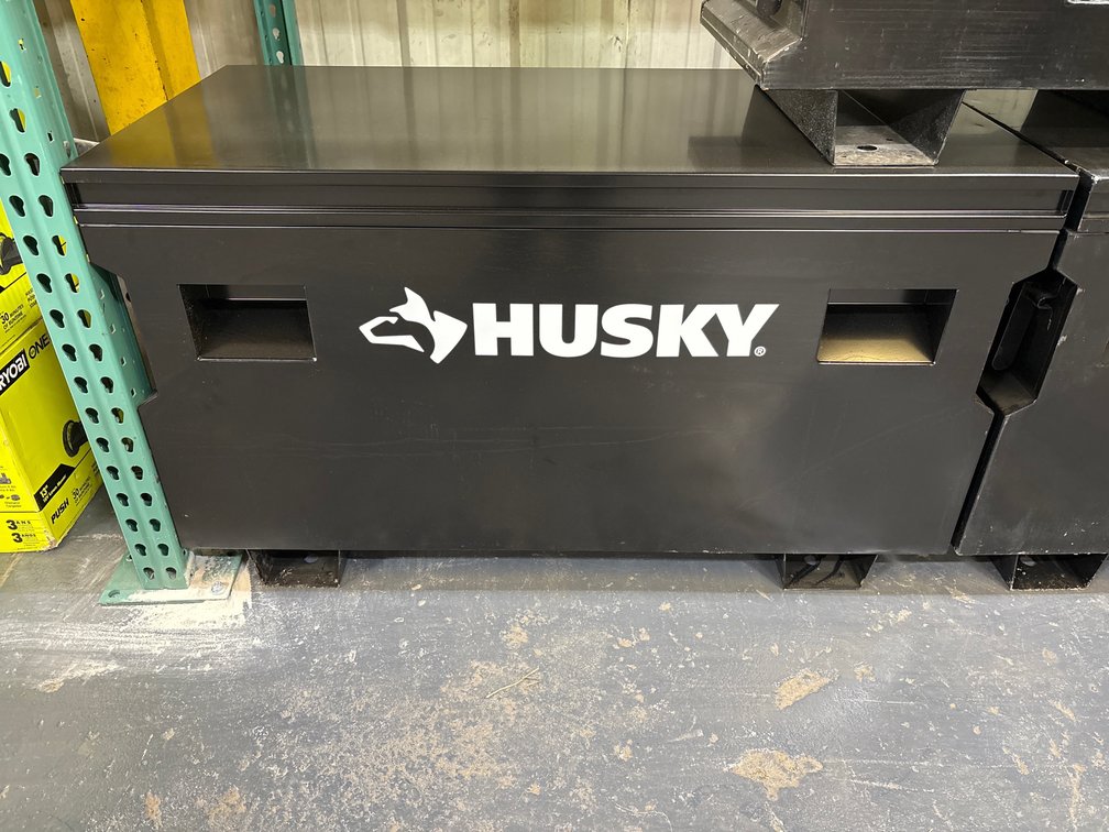 Unused Husky 48in Job Box, 48in x 24in x 28in