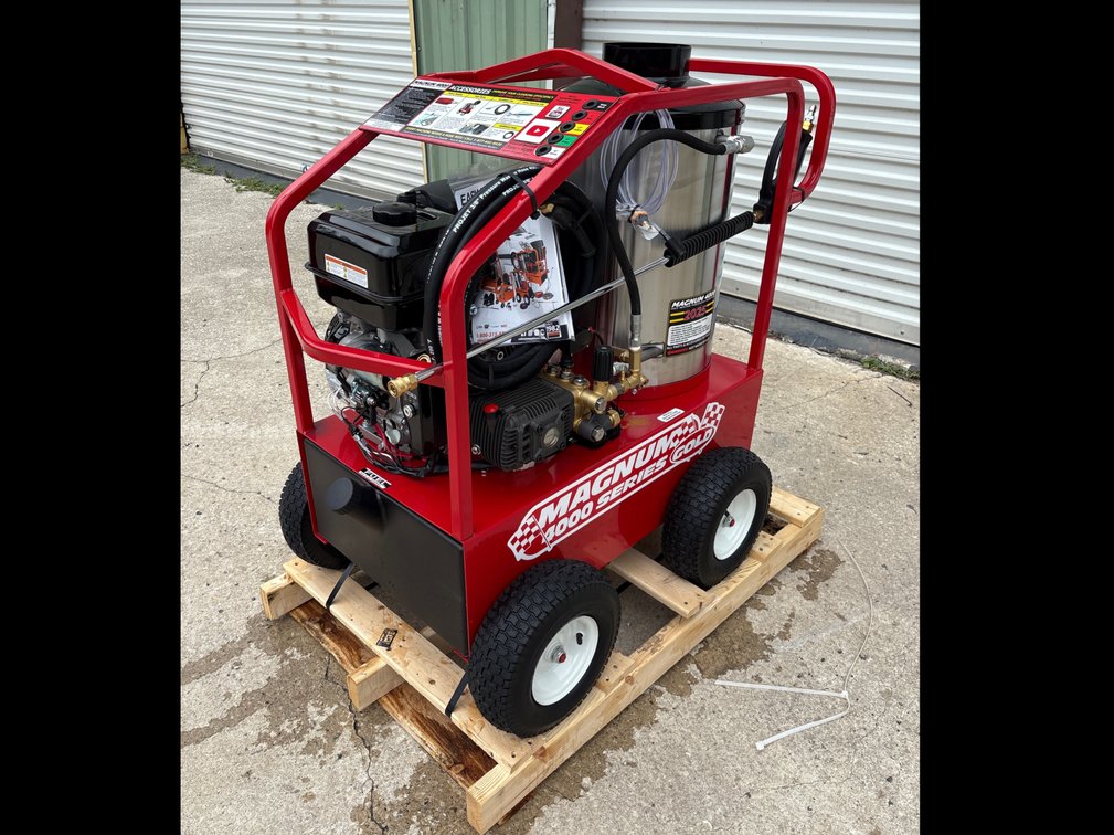 Unused EZ Klean Magnum Gold 4000 Hot Water Pressure Washer, 4K psi