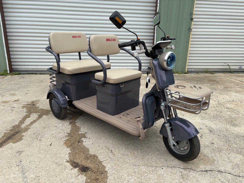 Unused 2025 IR IRGC40 3-Wheel 64V Electric Cart, includes Charger, Assembly Required
