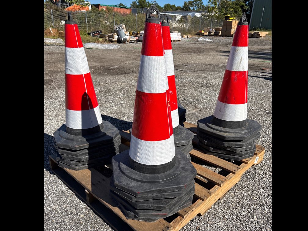 SDLanch 27in Traffic Cones, 25pcs