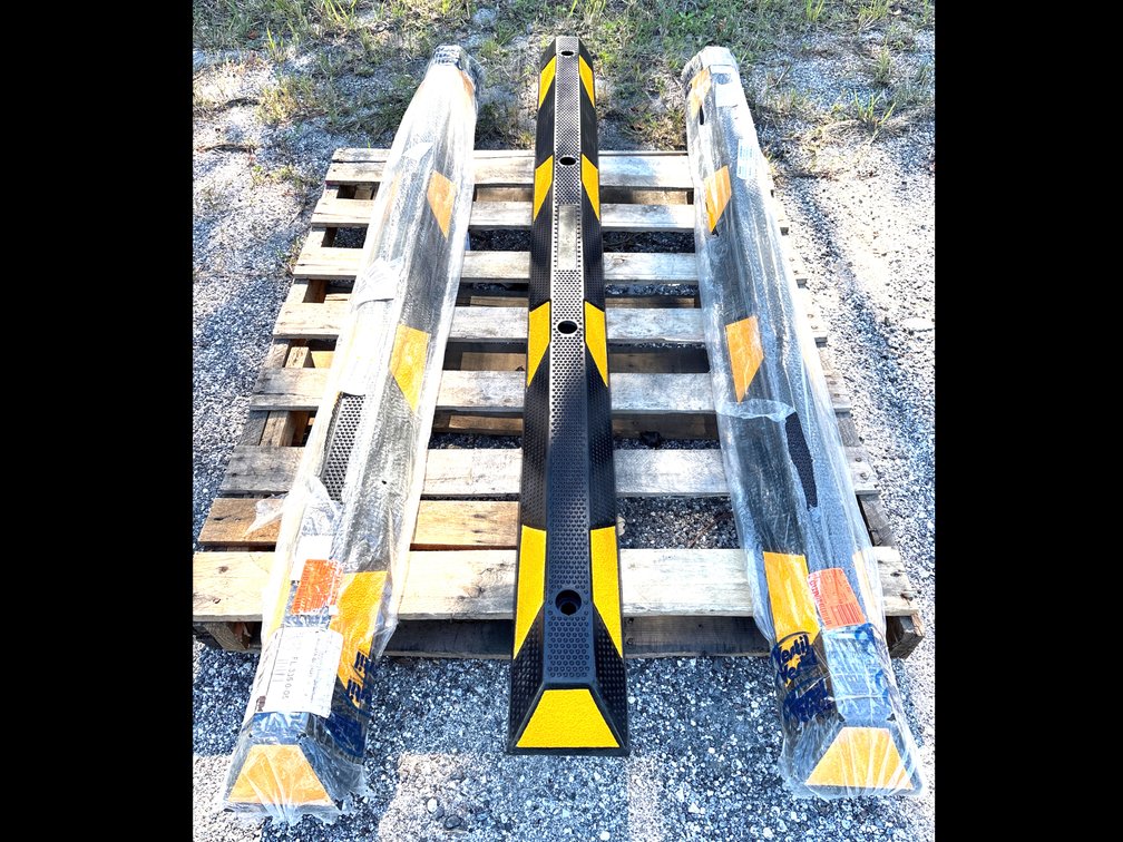 Unused 71 3/4in Recycled Black Rubber Parking Blocks, 3pcs