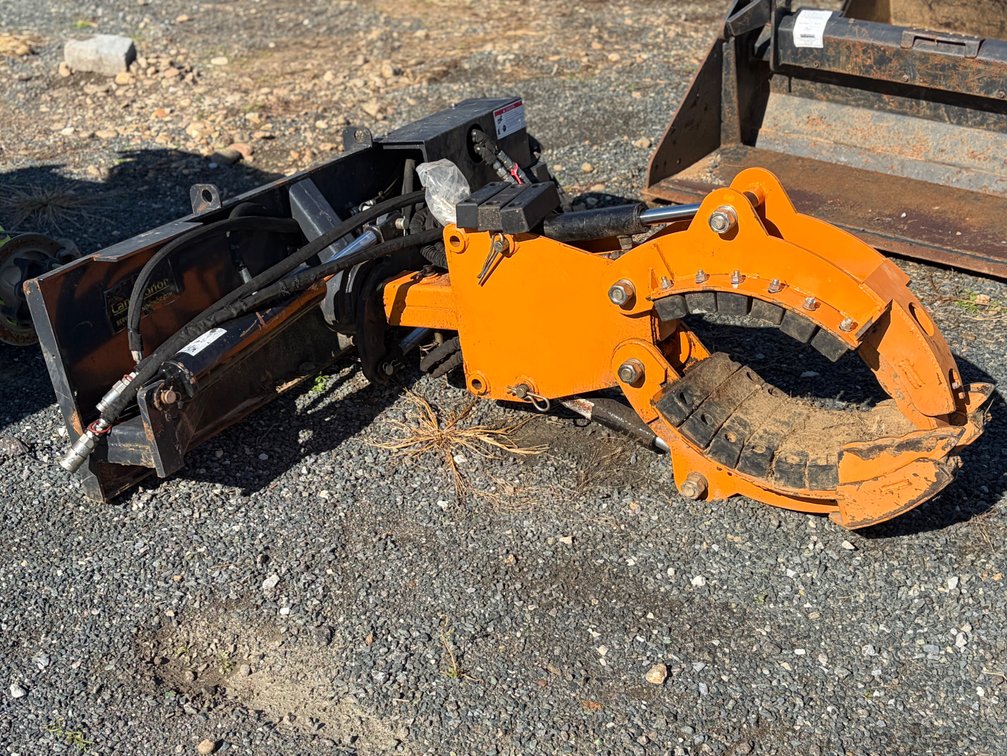 Landhonor Skidsteer Log Grapple