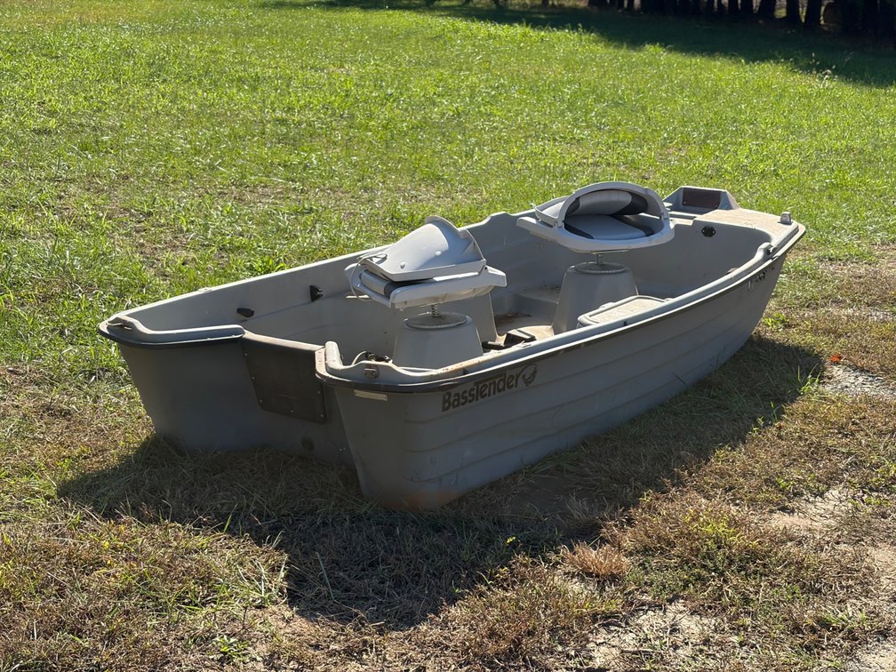 10FT BassTender Boat