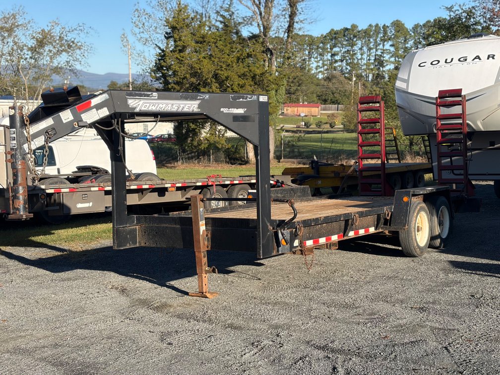 2007 Towmaster 20FT Gooseneck