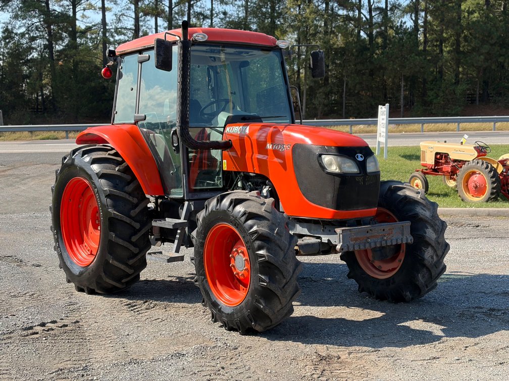 Kubota M108S Tractor