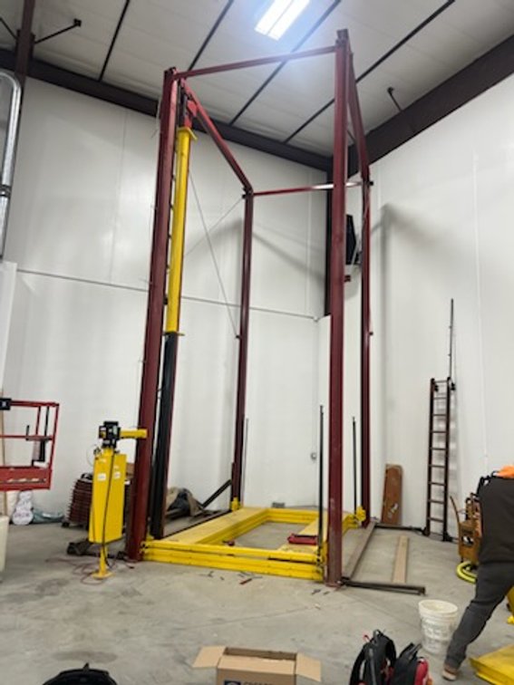 Target Lift International T4SFOURHIGHSTACKER Car L
