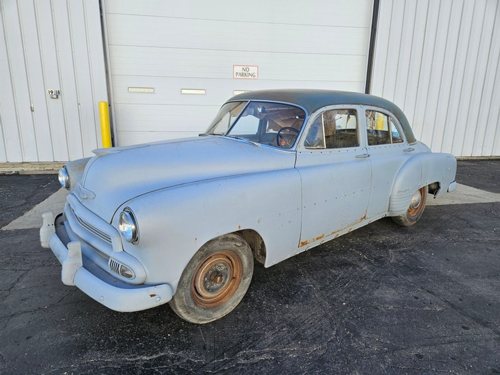 1952 Chevrolet Styleline Deluxe Sedan