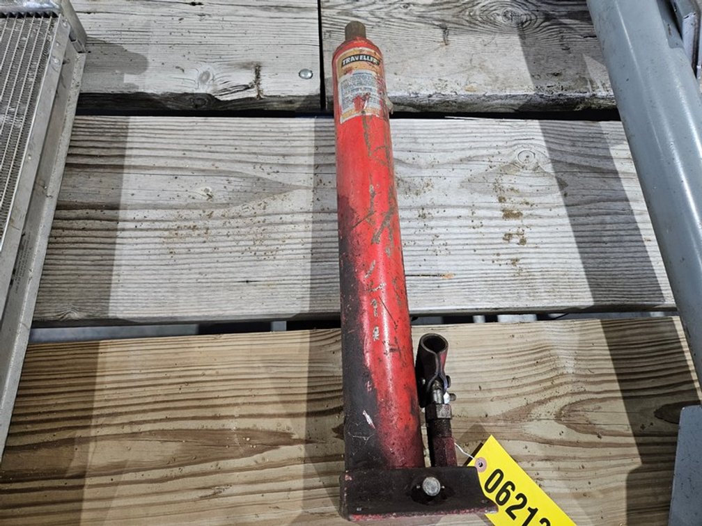 Traveller 6000lb Hydraulic Utility Jack