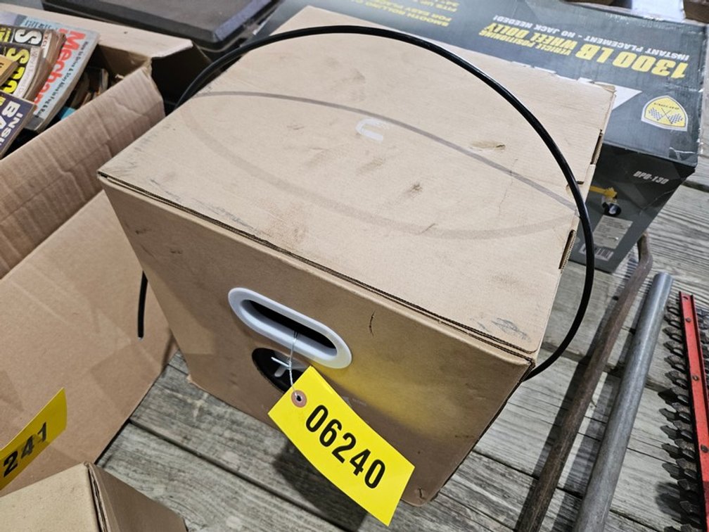 UISP Cable Pro Dispenser And Cable
