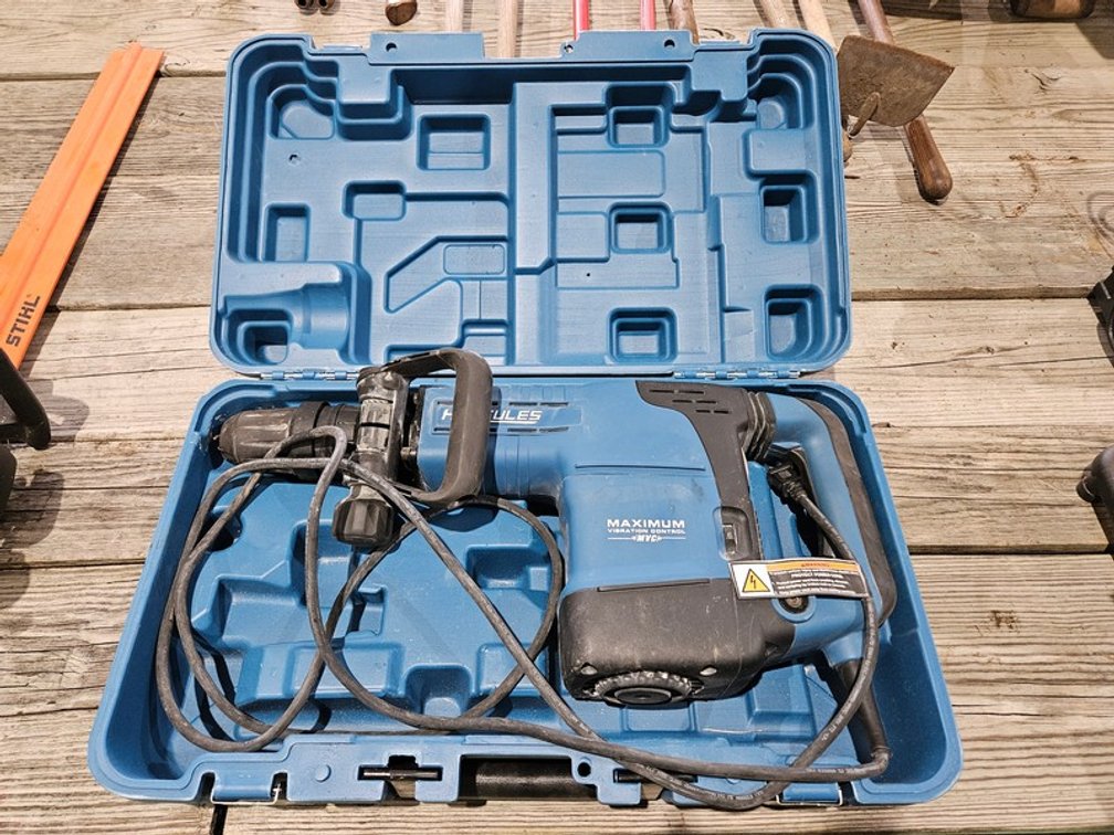 Hercules 23lb Demolition Hammer