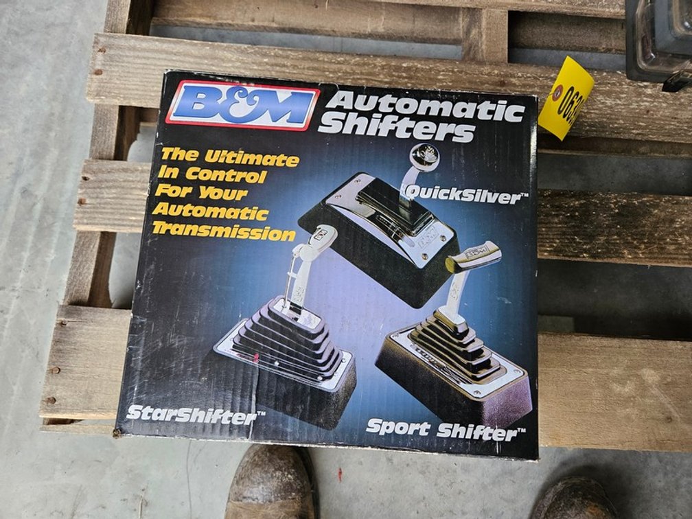 B&M Racing Automatic Transmission Shifter